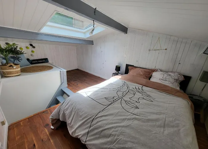 Semesterbostad Petit Paradis